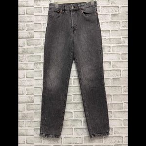 Black Mom Jeans size 6 H&M